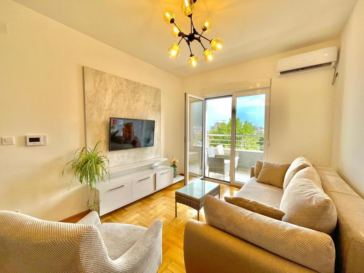Azure Apartments Будва Екстериор снимка