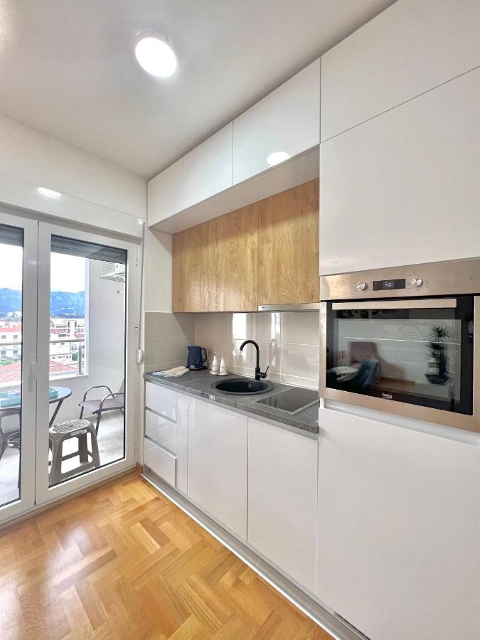 Azure Apartments Будва Екстериор снимка