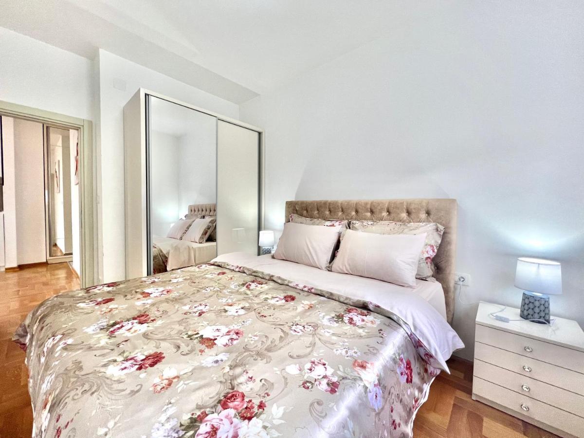 Azure Apartments Будва Екстериор снимка