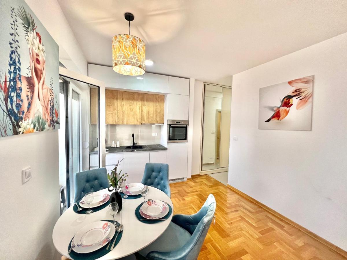 Azure Apartments Будва Екстериор снимка