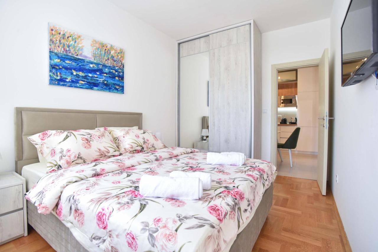 Azure Apartments Будва Екстериор снимка
